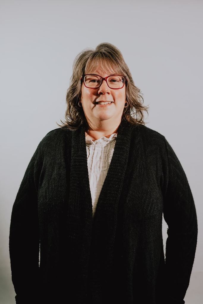 Dr. Gena Crews headshot. 
