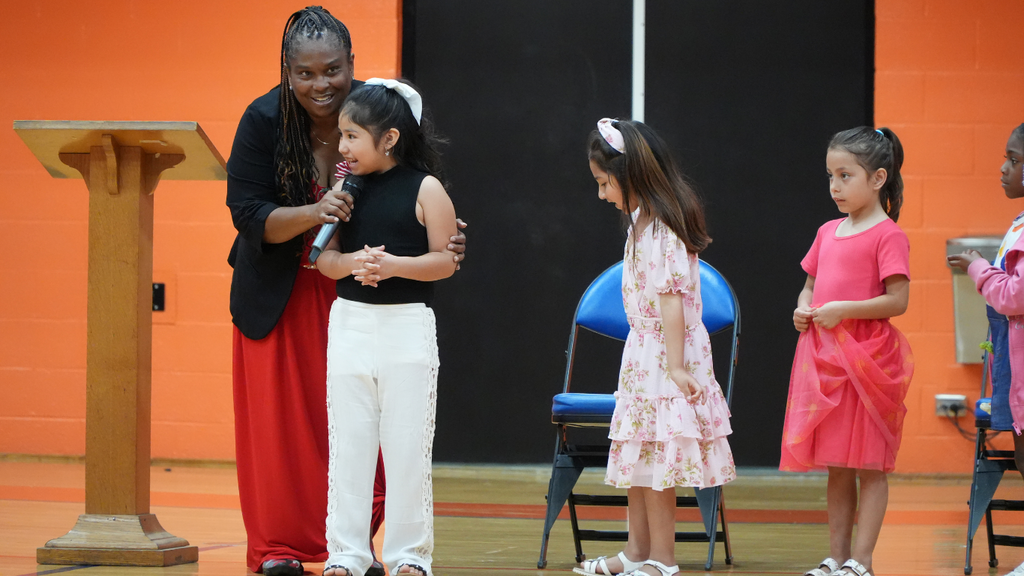 Students, families, educators, district leaders, and community members attend the Delta Sigma Theta Sorority, Inc. Academic Recognition Program. Students are recognized for academic achievement, honor roll accomplishments, growth, perseverance, and excellence throughout the school year.