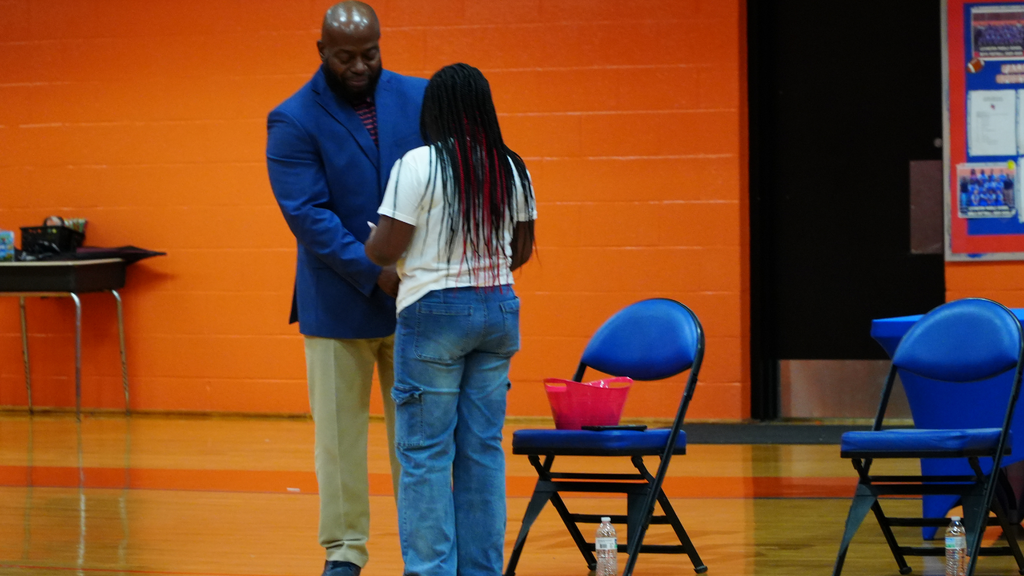 Students, families, educators, district leaders, and community members attend the Delta Sigma Theta Sorority, Inc. Academic Recognition Program. Students are recognized for academic achievement, honor roll accomplishments, growth, perseverance, and excellence throughout the school year.