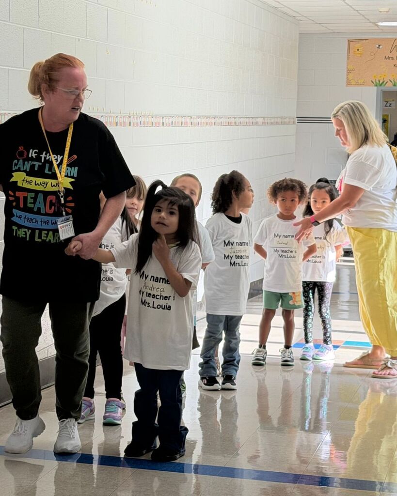Dr. Ron Anthony visits LCS schools and greets students and staff during the opening days of the 2026–2027 school year.