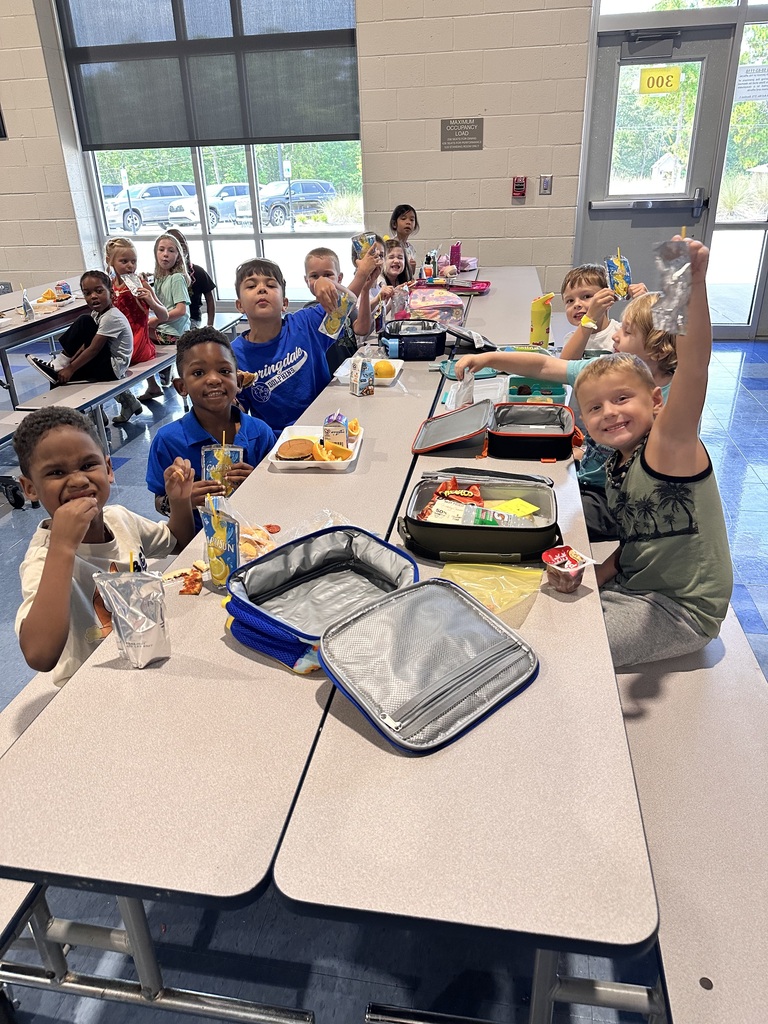 Students enjoying lemonade