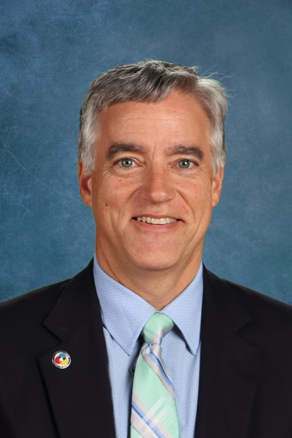 Professional photo of Mr. Wilburn, R.H. Fulmer Middle School's Principal.