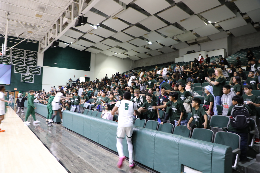 USD 480 5th Graders at SCCC - 4