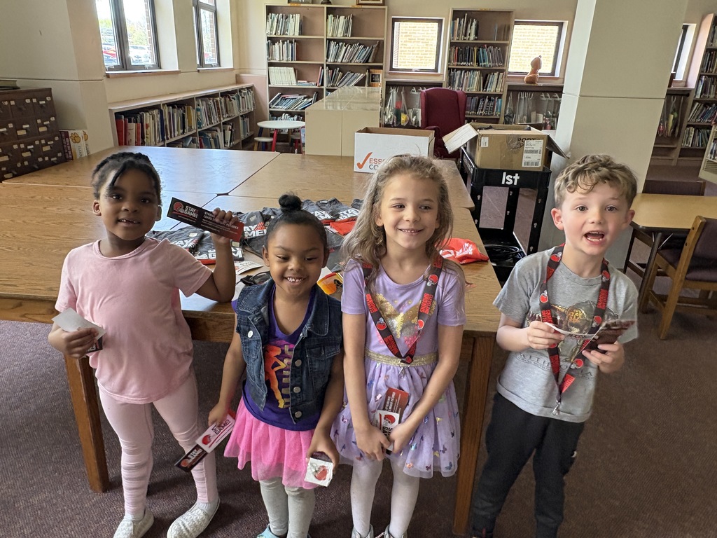 PAWWS AND ATTENDANCE WINNERS