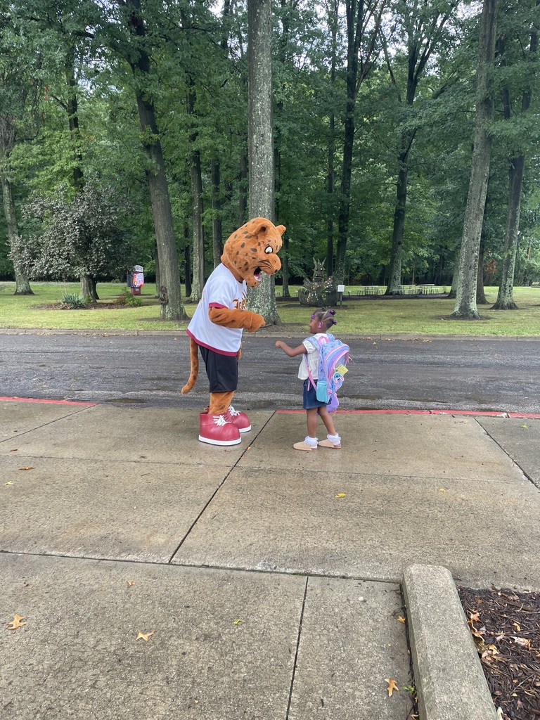 🐆 Last week, we welcomed our newest Leopards for their very first day of Kindergarten!  We’re excited to watch them learn, grow and make wonderful memories throughout the school year. Welcome to the Leopard family!