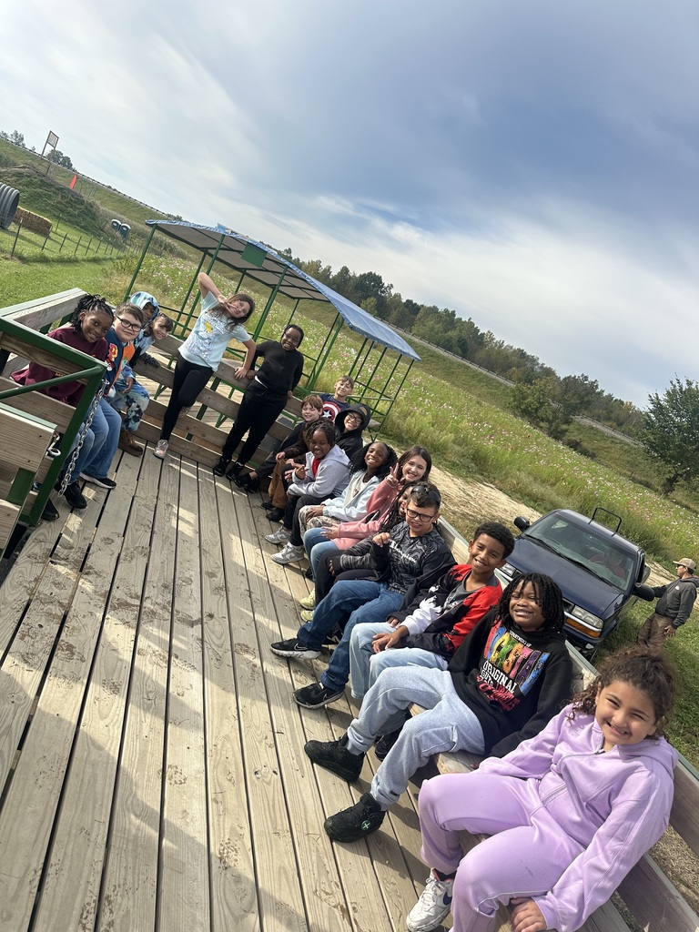 🍂🎃 Fall fun at Kutcha Farms!  Check out the great time our fourth graders had during their trip to Kutcha Farms!