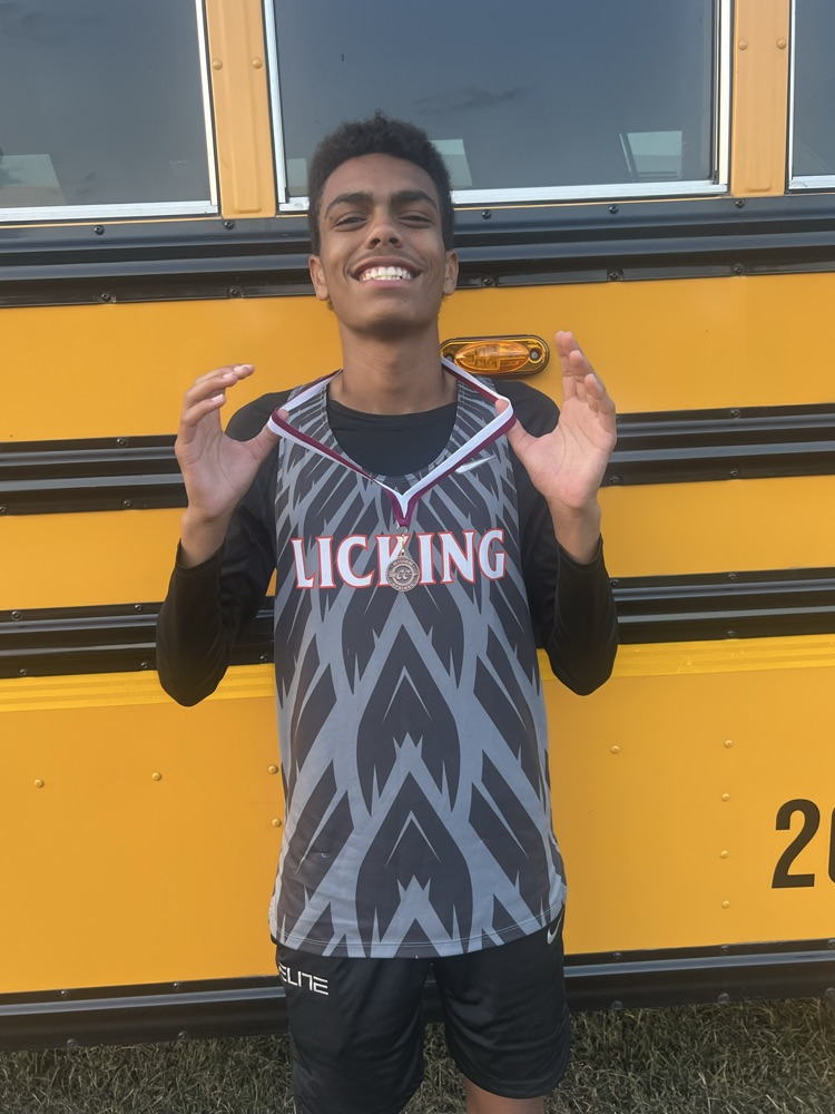Cross Country Wildcats ran in Willow Springs tonight and had a great meet. This is a pretty tough course but we are super proud of all these athletes! Tyrone Merdian placed 7th in the Varsity Boys race with a time of 19:40. Way to go, Ty!🖤🧡