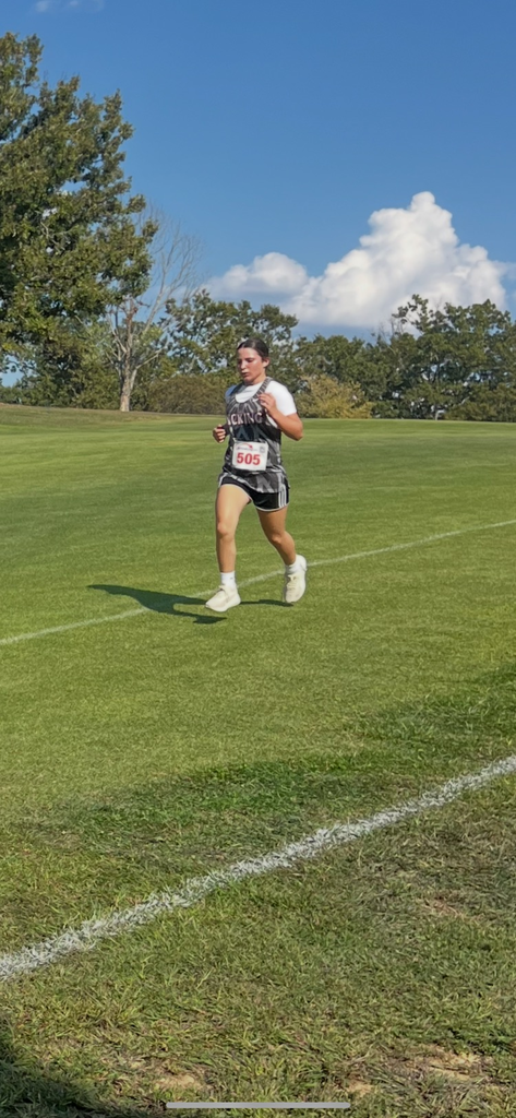 Cross Country Wildcats ran in Willow Springs tonight and had a great meet. This is a pretty tough course but we are super proud of all these athletes! Tyrone Merdian placed 7th in the Varsity Boys race with a time of 19:40. Way to go, Ty!🖤🧡