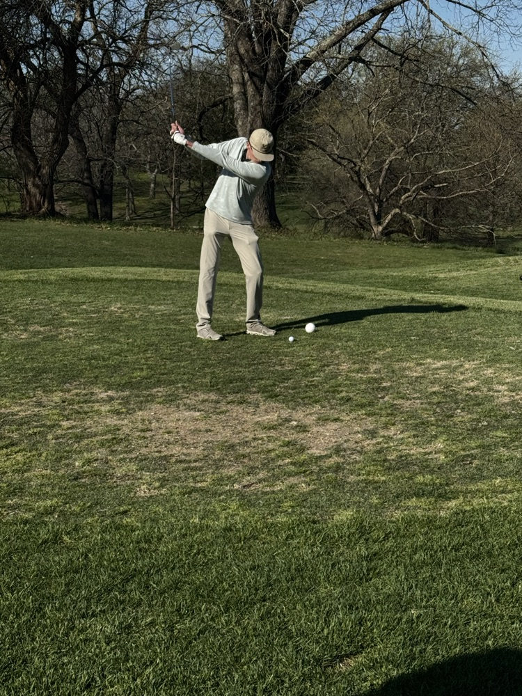 Kolten on the tee box