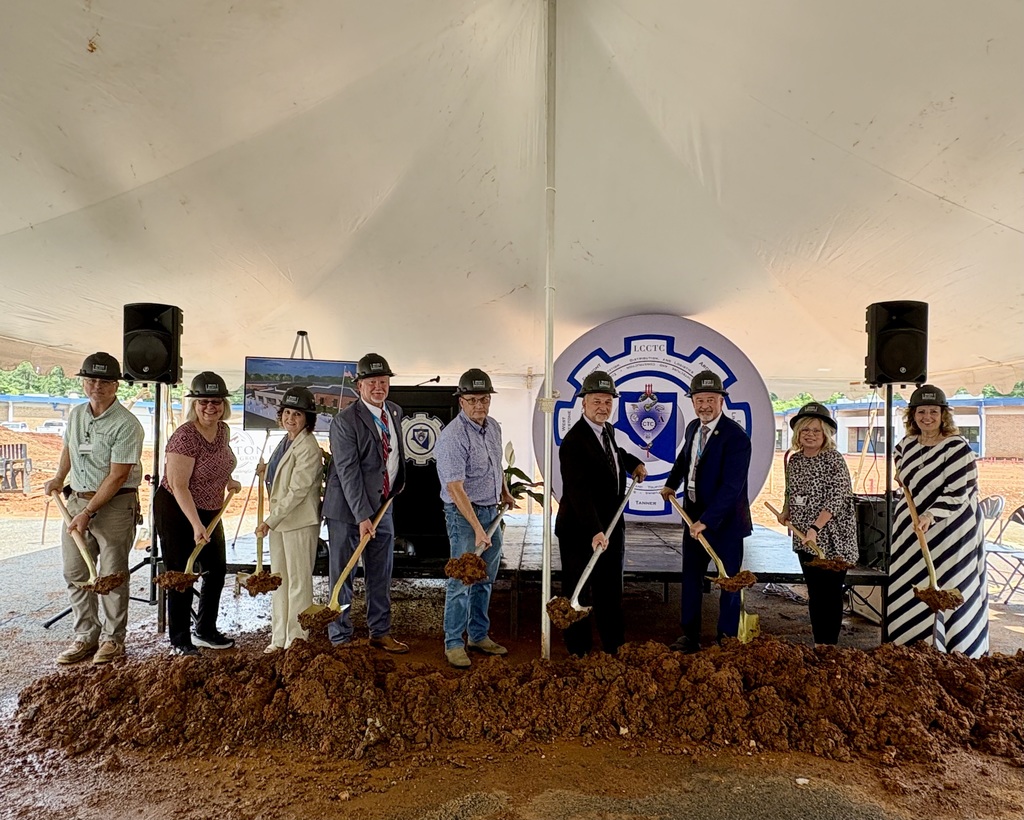 Board Members at groundbreaking