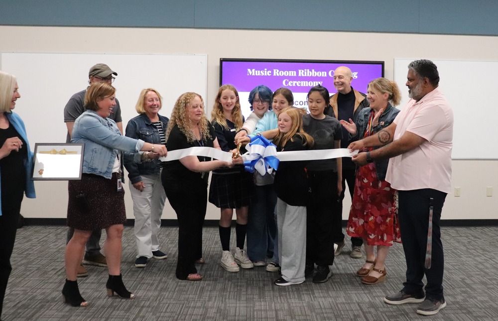 Ribbon Cutting for Taft 7-12 Music Room