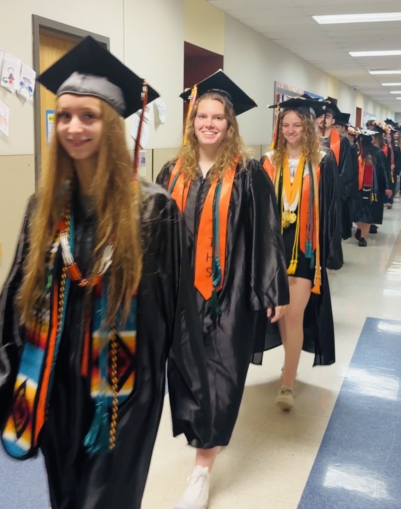 Taft 7-12 Seniors at Oceeanlake during the Cap & Gown Parade