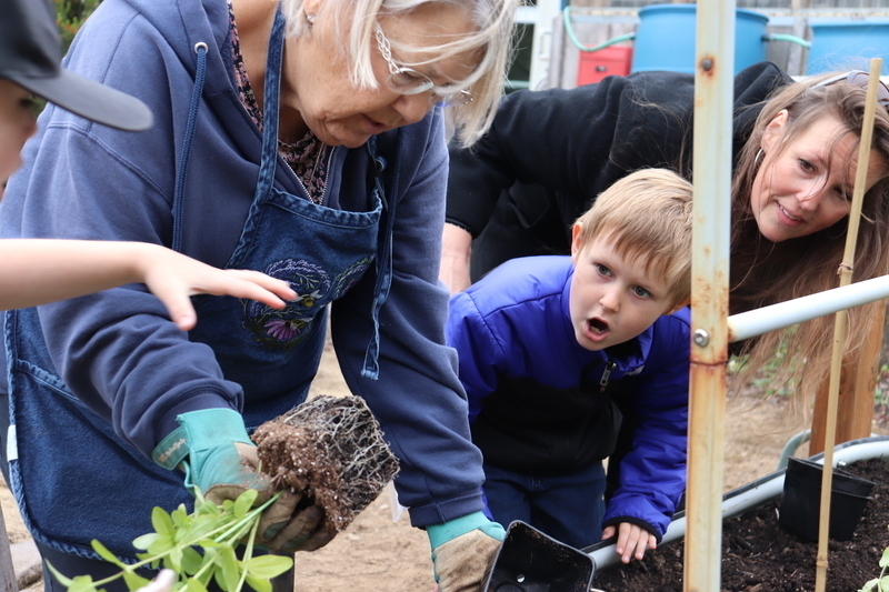 Oceanlake students during field trip to demonstration garden