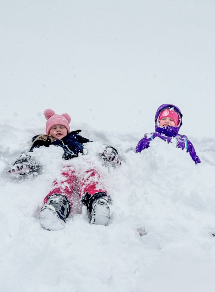 Harper Woerner and Khloe Deihr