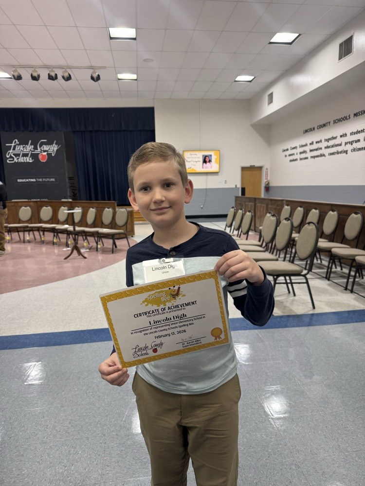 📚 We are so proud of Lincoln for representing our school at the district spelling bee. Way to go!