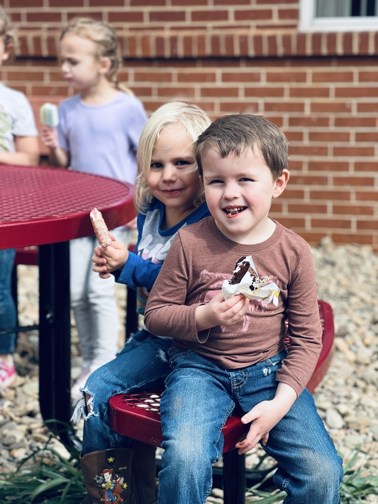 Our sweet Pre-K Owls earned their Golden Owl celebration today! We are so proud of these little learners and so excited to watch our young owls grow and blossom. 💛🦉✨