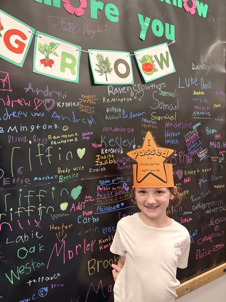 Way to go, Carolina! 🎉 She passed her kindergarten sight words.