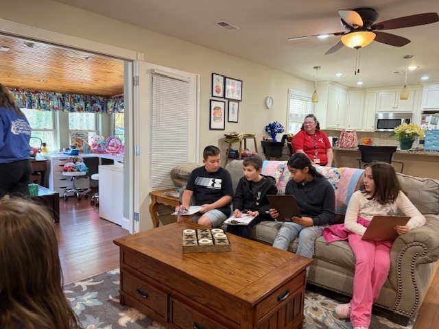 students ready to interview workers