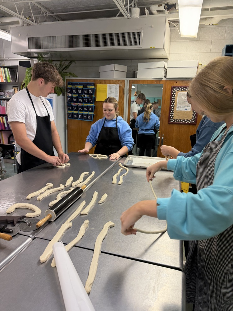 Mrs. Sain's Foods I class enjoyed making pretzels! It's a favorite because they are so good!