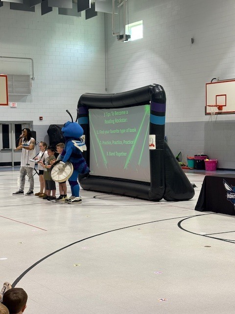 Hornet visit to Union