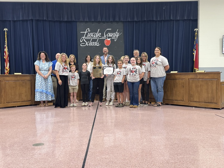 battle of the books team