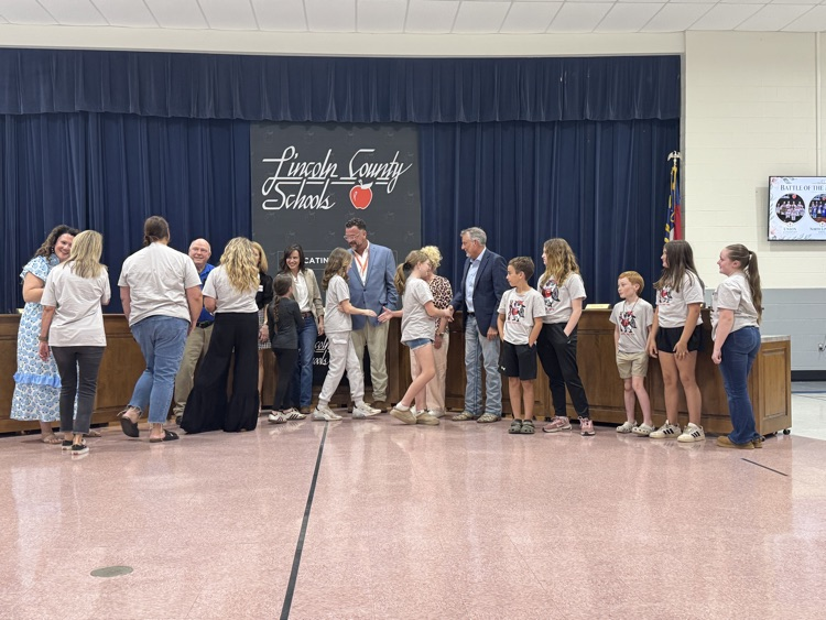 battle of the books team