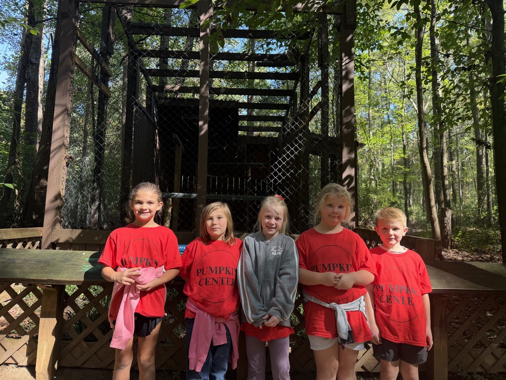 First Grade Field Trip to the Carolina Raptor Center