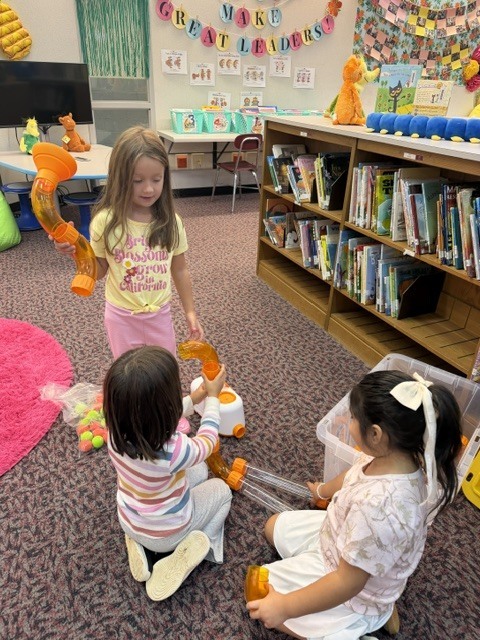 Students exploring with Air Toobz