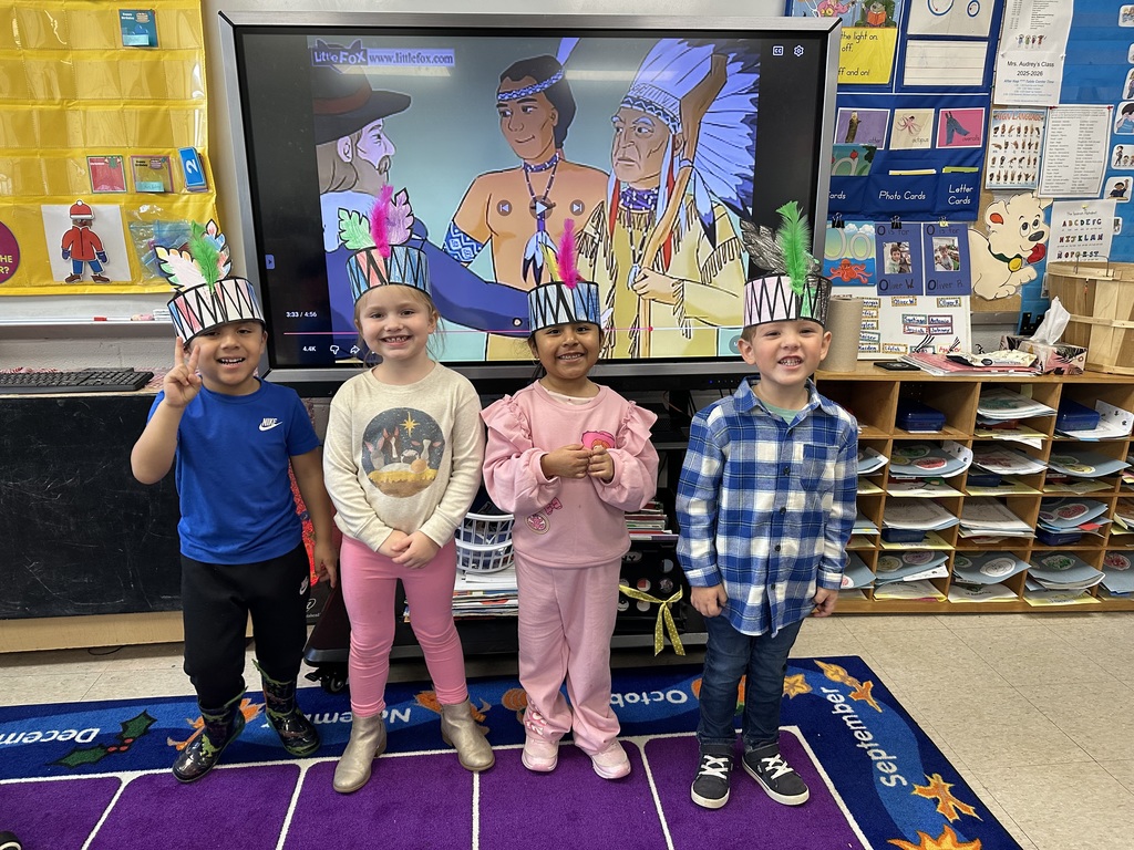 Learning about the First Thanksgiving in Pre-K