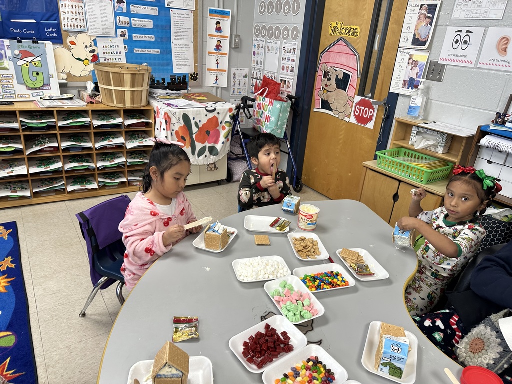 Gingerbread houses in Mrs. Audrey's class!