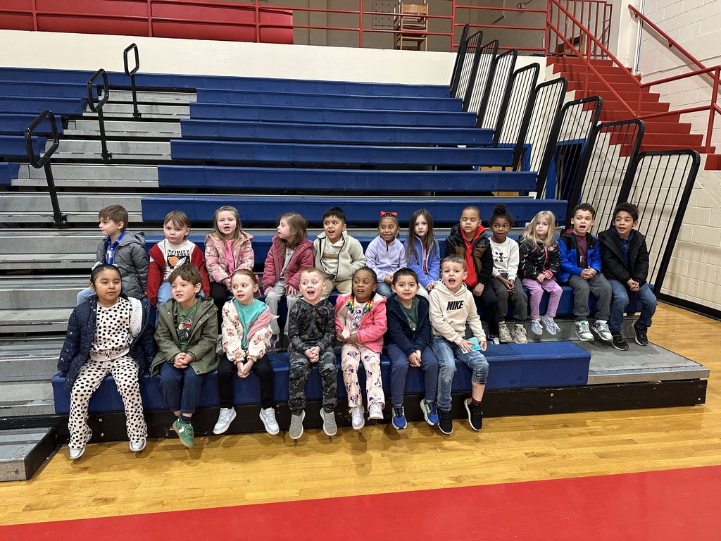 Story Time with our friends from Lincoln County High School 