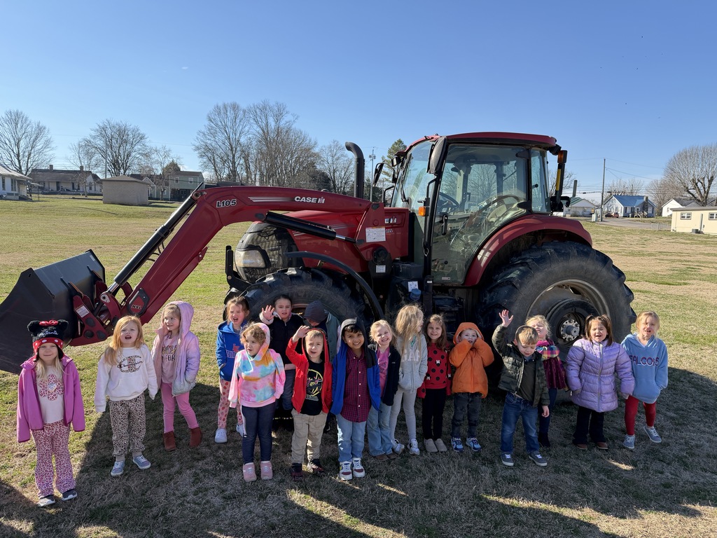 FFA Tractor visit🚜