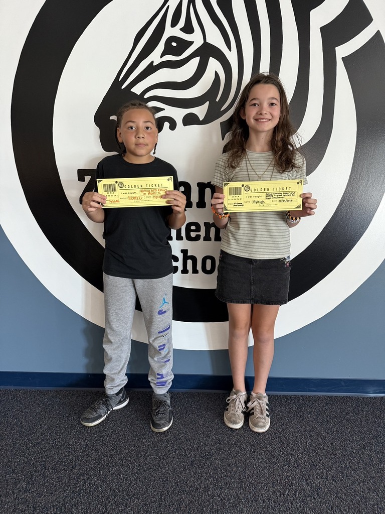 5th Grade Golden Ticket Winner Photo