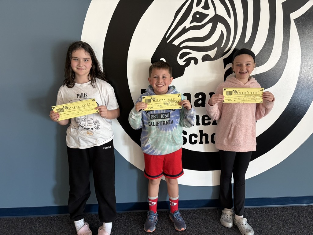 4th Grade Golden Ticket Winner Photo