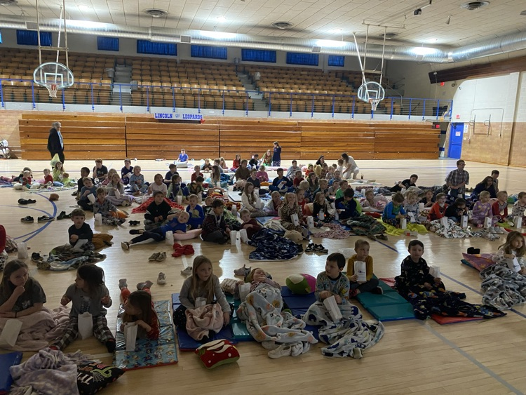 LES students enjoying our AR party.