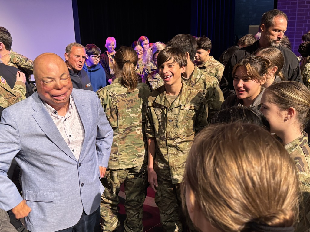 Tribute to Valor presentation