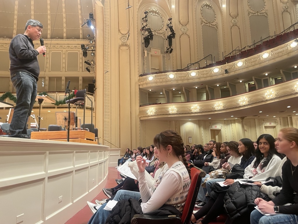 Orchestra student field trip