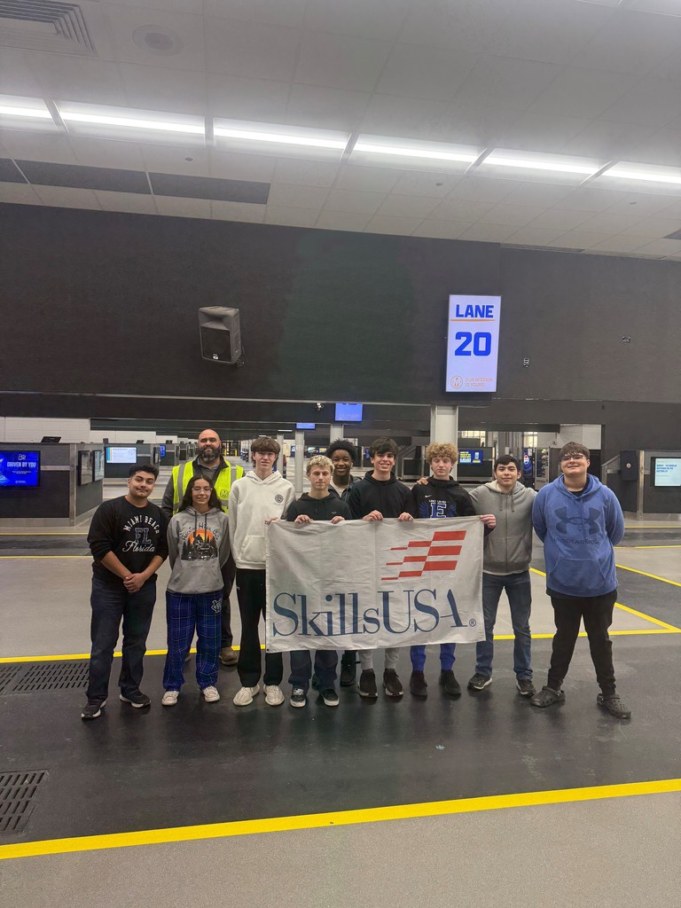 SkillsUSA students at a career builder field trip