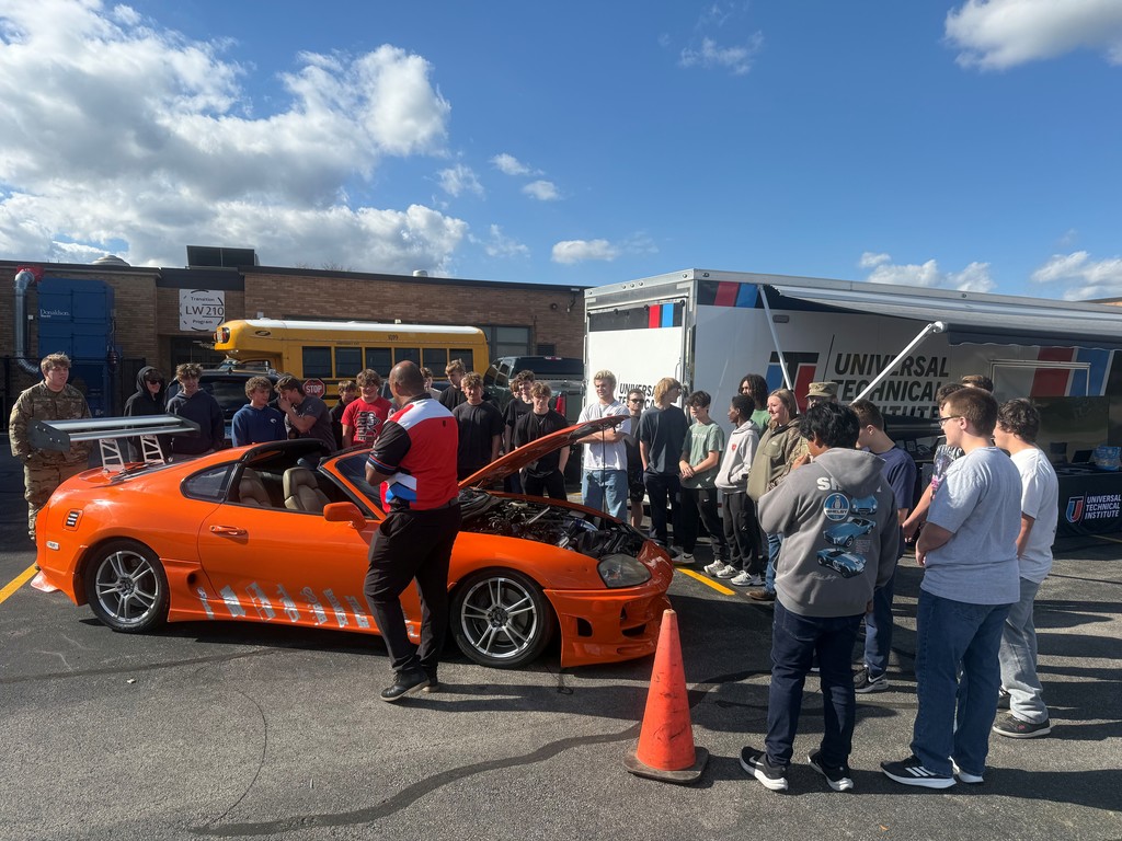 SkillsUSA students at a career builder field trip
