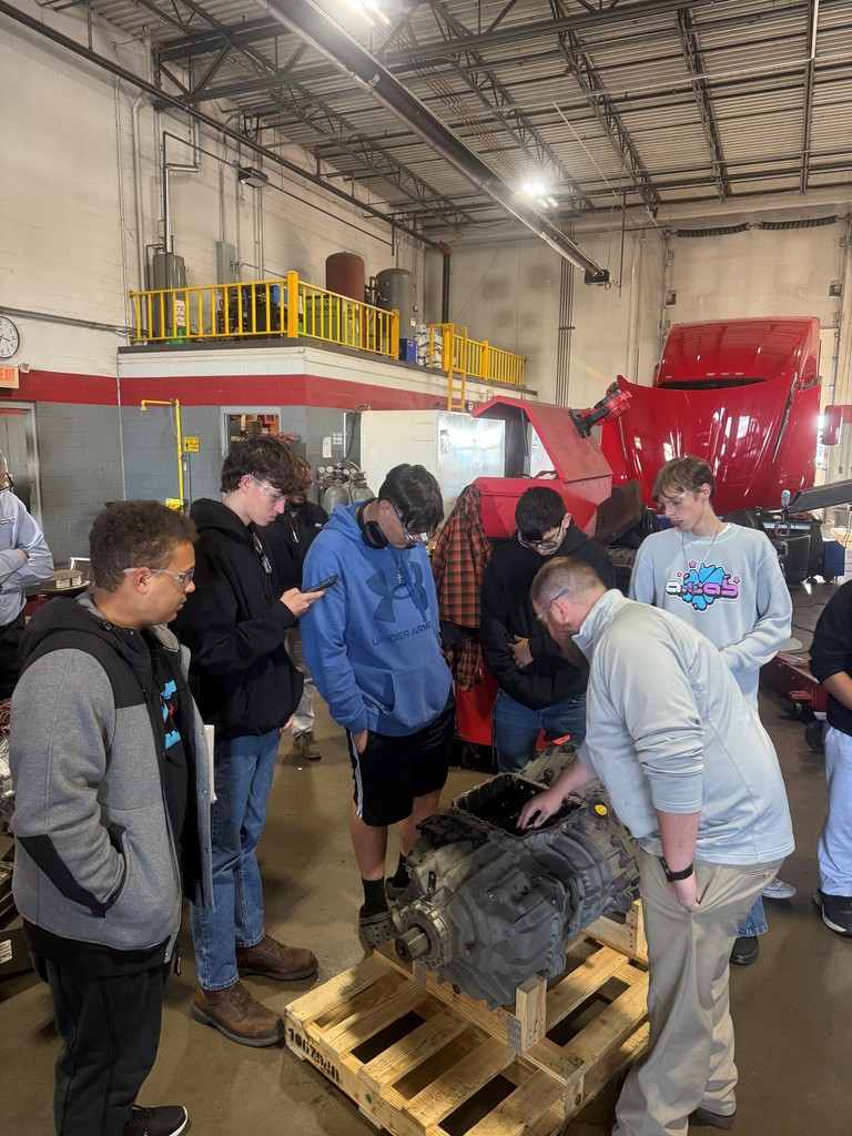 SkillsUSA students at a career builder field trip