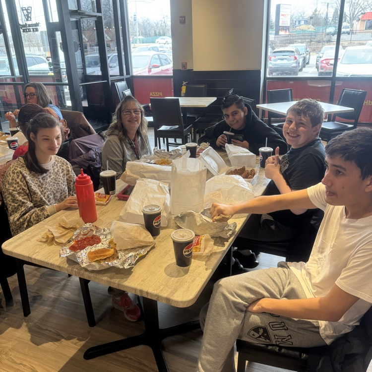 students at joeys restaurant