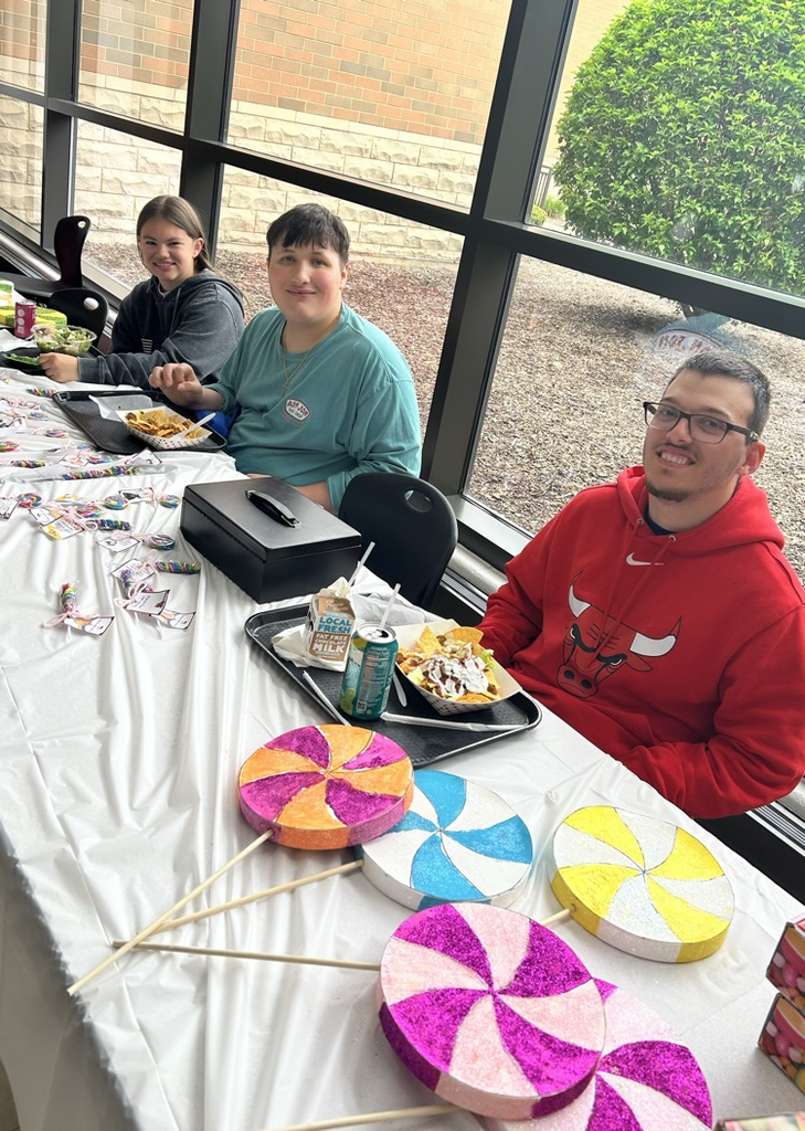 lollipop sales in cafeteria