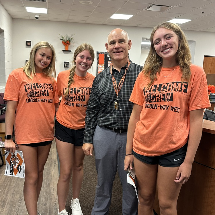 welcome crew leaders with principal
