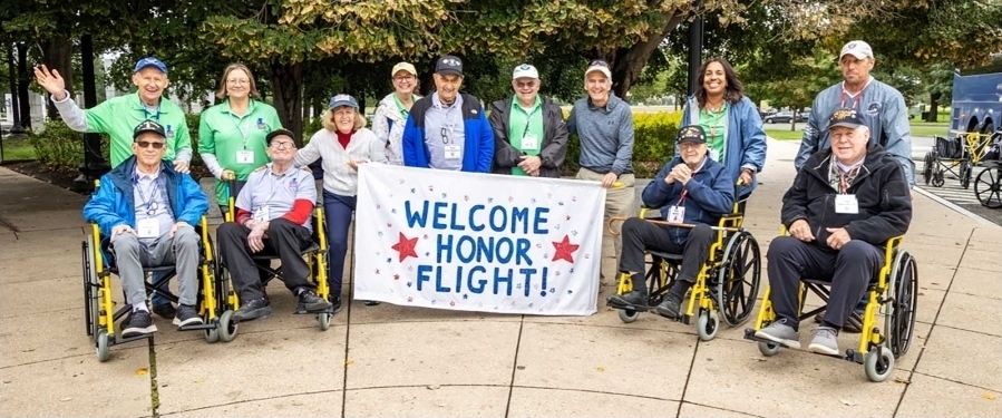 Making letters to veterans on for Washington trip