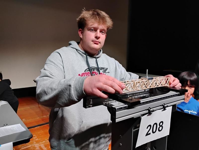 Regional Bridge Contest Competitors