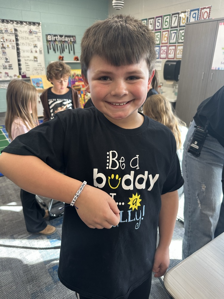 Hyatt peer buddies creating friendship bracelets and making a snack together! We love to celebrate the gift of friendship this season, and all through the year! 