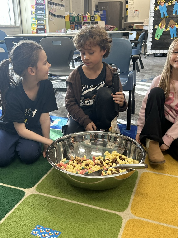 Hyatt peer buddies creating friendship bracelets and making a snack together! We love to celebrate the gift of friendship this season, and all through the year! 