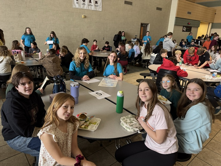 Students at a lunch table