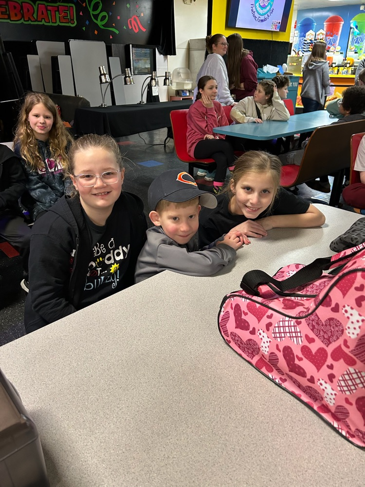 Hyatt's peer buddies and Unified group had an awesome time working together on the STEM Rollhaven Field Trip! 