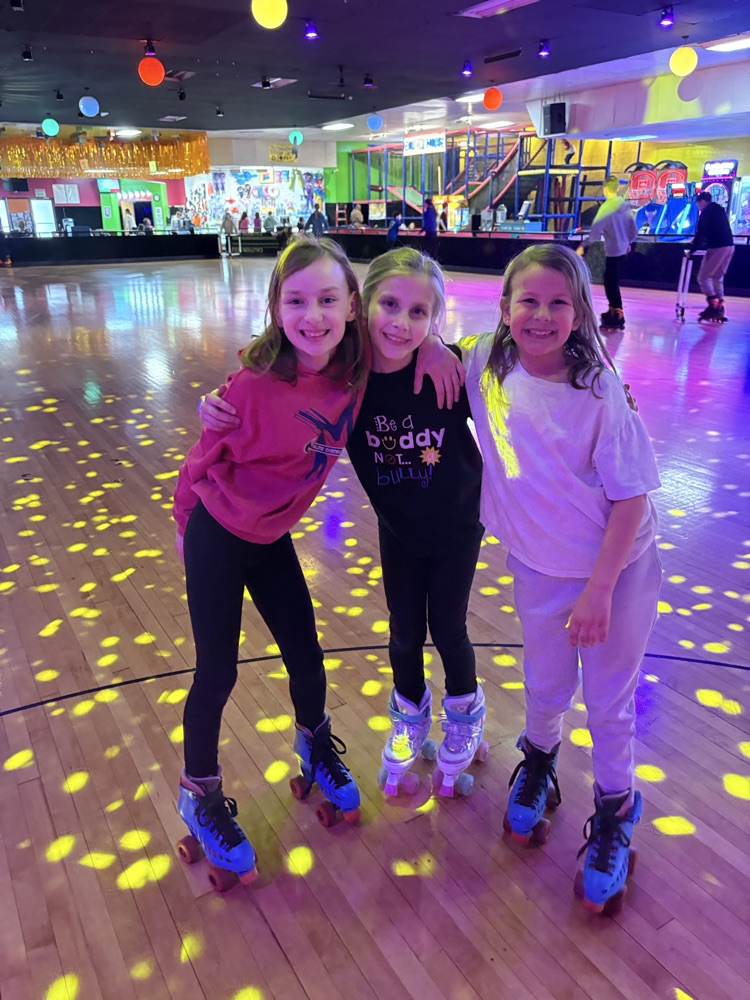 Hyatt's peer buddies and Unified group had an awesome time working together on the STEM Rollhaven Field Trip! 